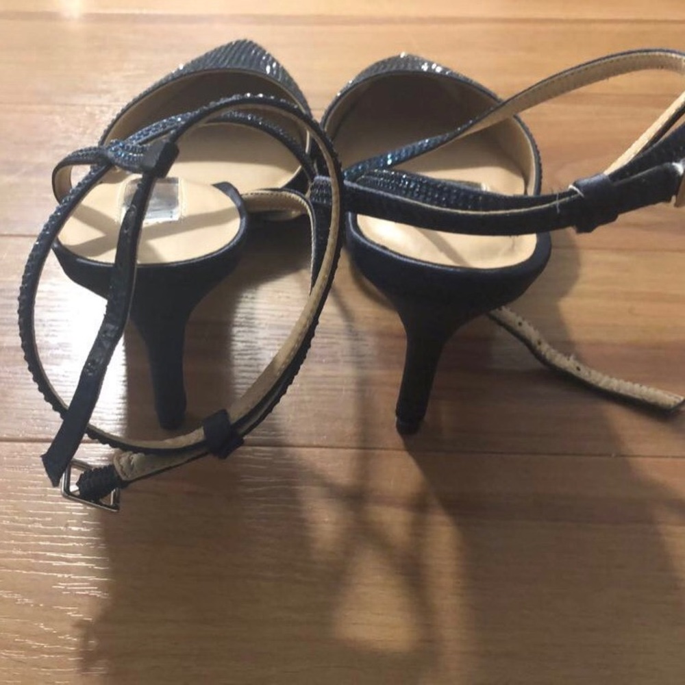 INC INTERNATIONAL CONCEPTS Navy Blue Heels - Picture 2 of 3